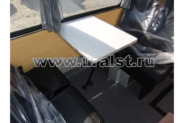 Вахтовый автобус КАМАЗ 4208