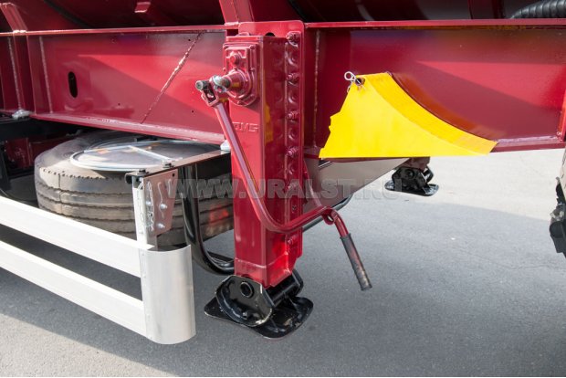 Опорное устройство цистерны