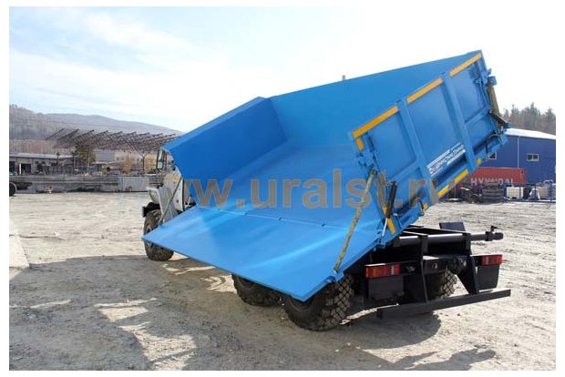 Самосвал Урал