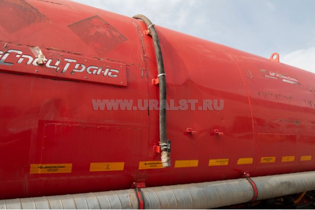 Слив из экологического короба