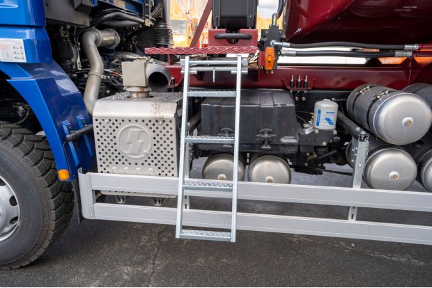 Выдвижная лестница