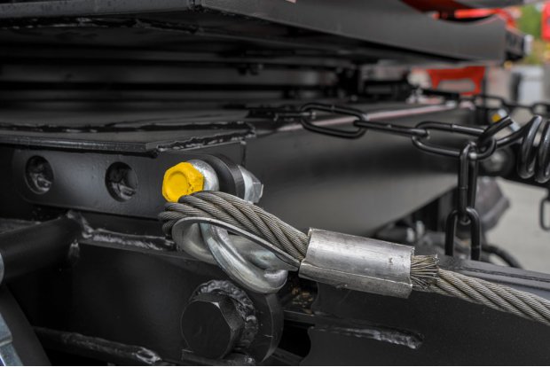 Трос страховочный