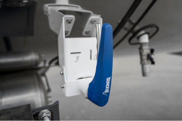 Управление донным клапаном