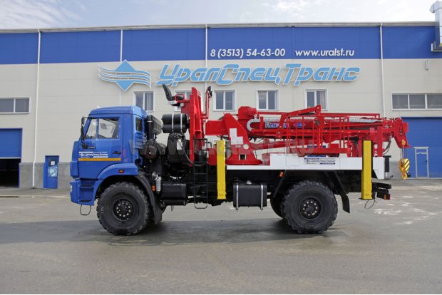 Бурильно-крановая машина Камаз 43502-45 с буром и КМУ Kanglim KDC 5600