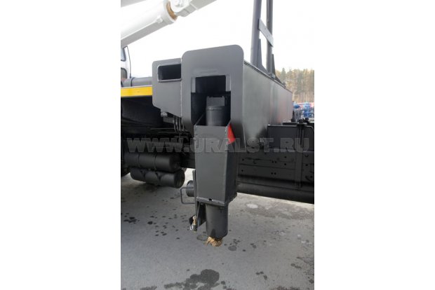 Опоры автокрана Челябинец КС-55732