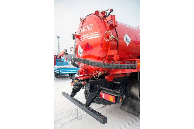 Открывающееся днище цистерны