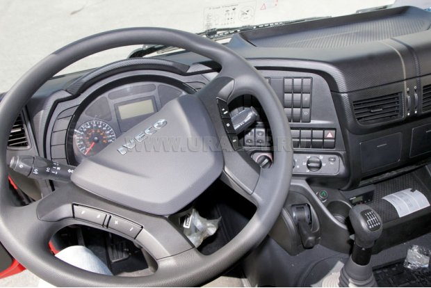 Приборная панель