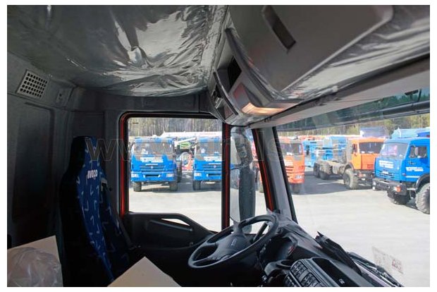 Кабина IVECO TRAKKER