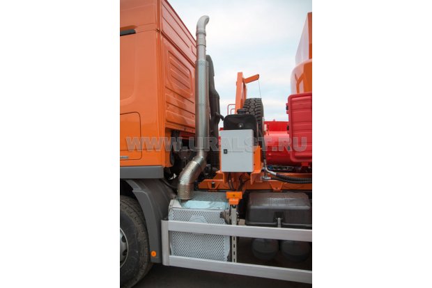 Вертикальная система выпуска отработанных газов