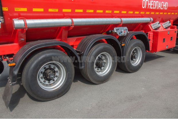 Оси полуприцепа