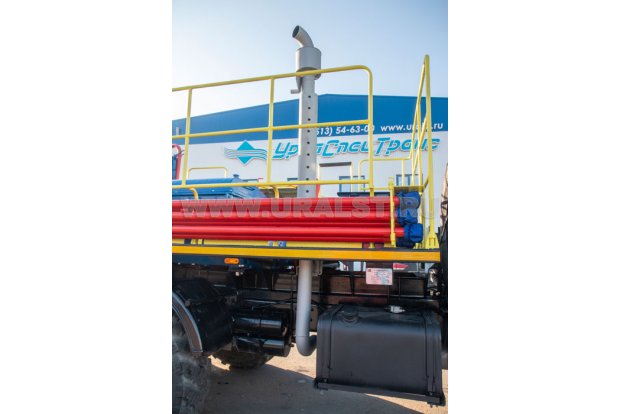 Вертикальный выхлоп отработанных газов