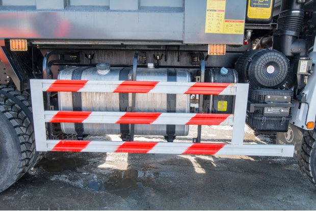 Боковая защита