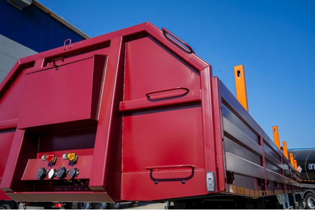 Усиленный передний борт со ступенями