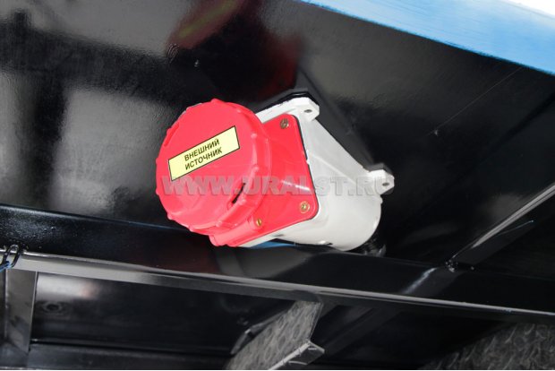 Розетка для подключения внешнего источника питания