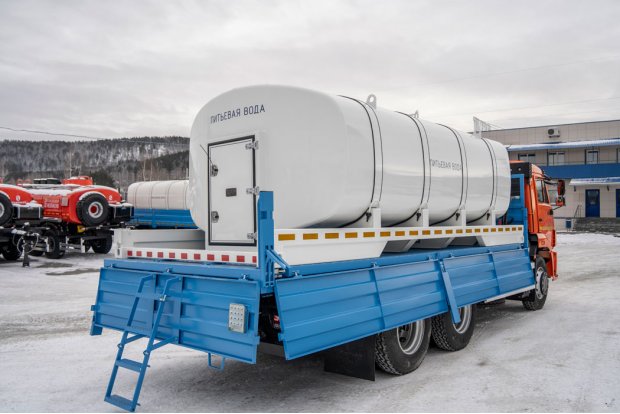 Цистерна контейнер КЦ-12Т нерж.