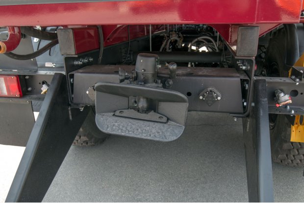 Заднее сцепное устройство