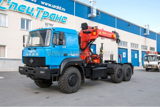 Тягач Урал 63701М с КМУ ИТ-180