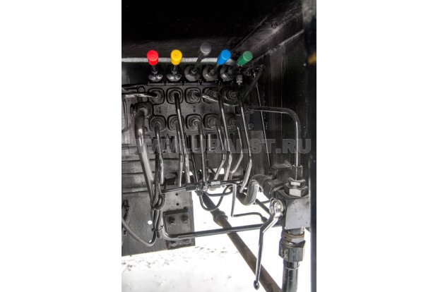 Пульт управления аутригерами