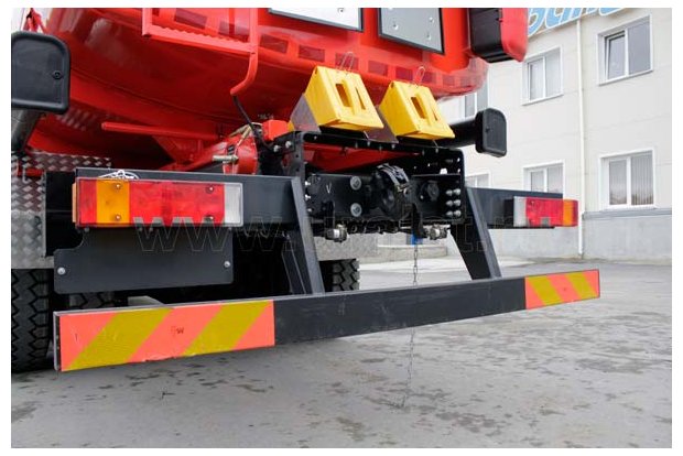 Противоподкатный брус Автоцистерны АЦ-18 IVECO TRAKKER AD380T42WH