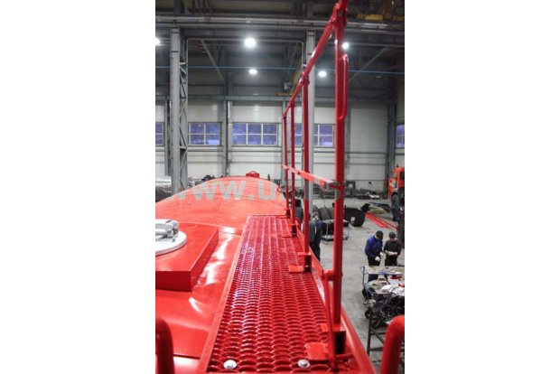 Площадка обслуживания цистерны для технической воды