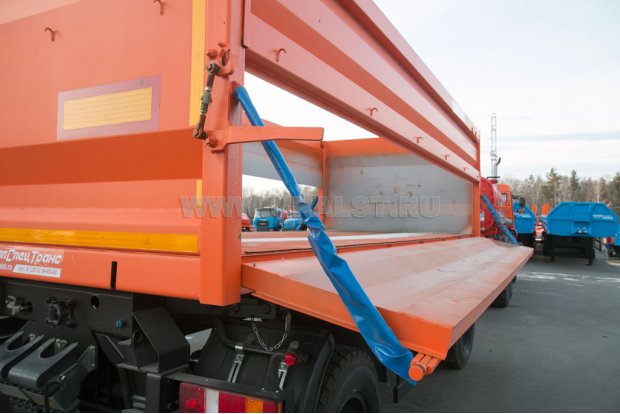 Прицеп самосвальный ПС 12-21Д-17 c разложенными боковыми бортами