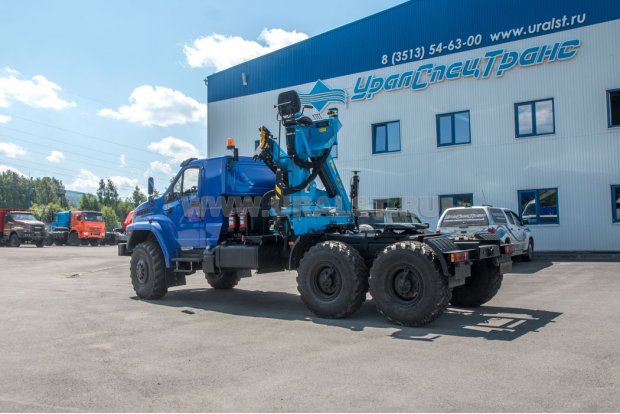 Тягач Урал NEXT с КМУ ИМ-150