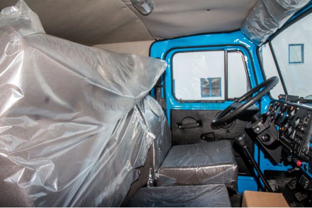 Оборудование кабины Урал спальным местом