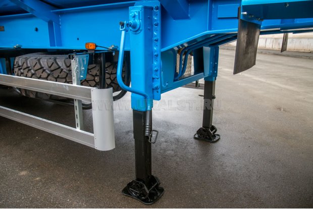 Опорное устройство полуприцепа