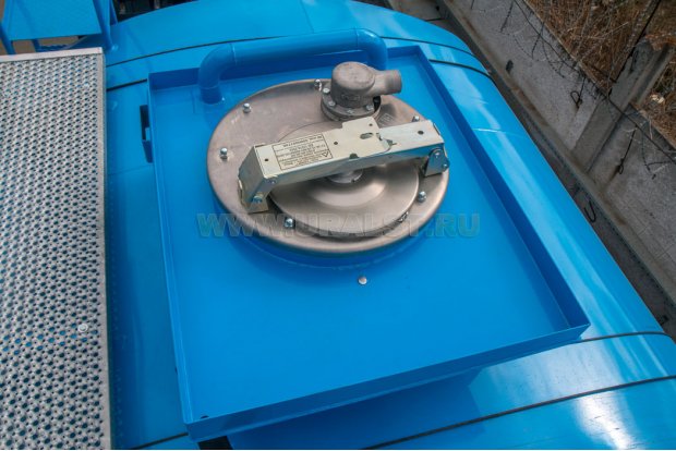 Заливная горловина