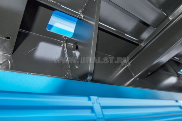 Потайные петли для увязки груза