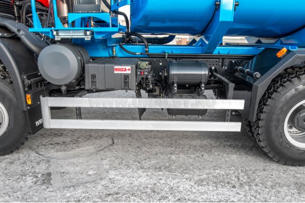 Боковая защита