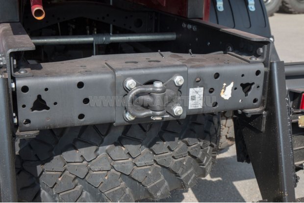 Заднее сцепное устройство