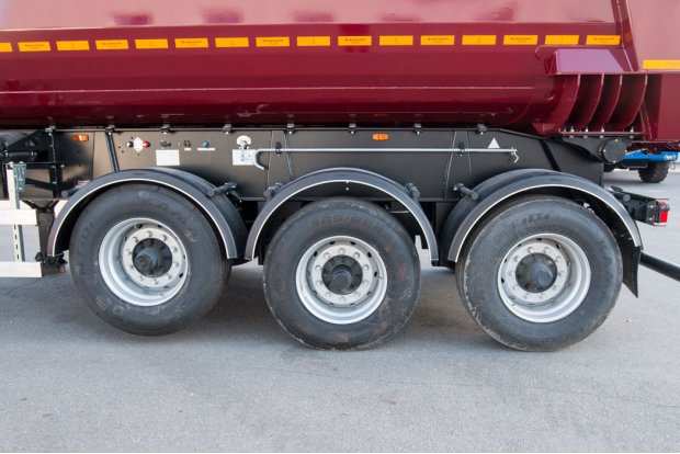 Оси полуприцепа