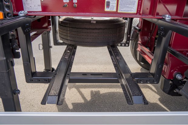 Корзина под второе запасное колесо