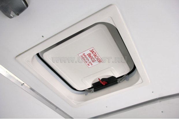 Люк аварийно-вентиляционный