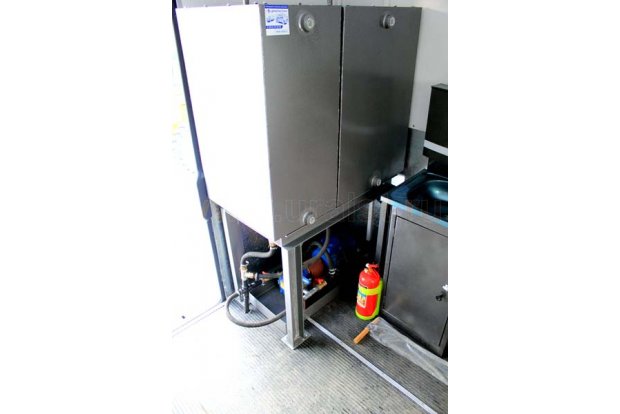 Автофургон с КМУ