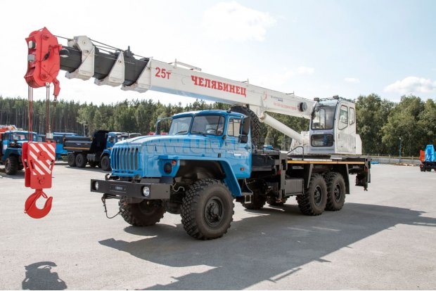 Автокран Челябинец КС-55732