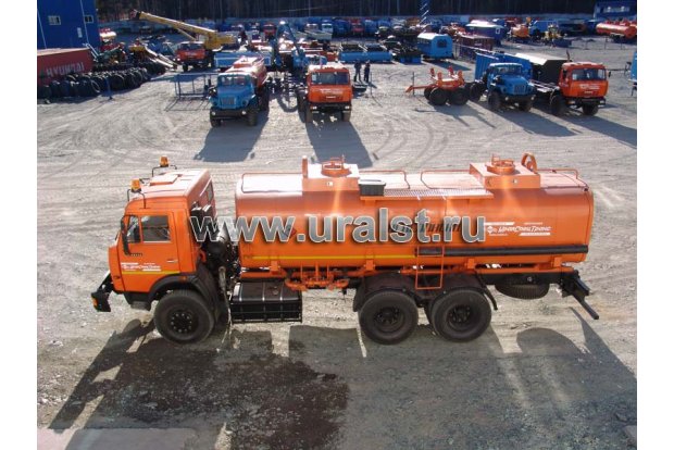 Топливозаправщик АТЗ-17 на шасси Камаз