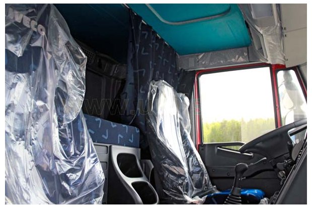 Кабина водителя тягача IVECO-AMT 633910