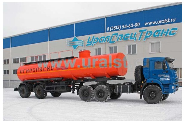 Полуприцеп-цистерна нефтевоз