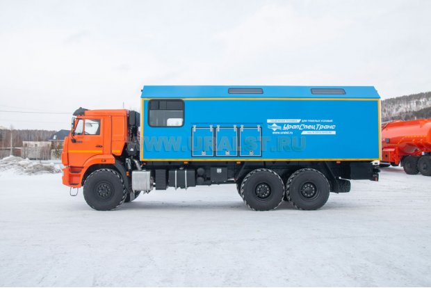 Маслостанция УСТ-5453 на шасси Камаз 43118-50
