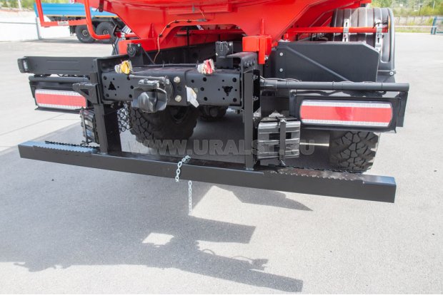 Автотопливозаправщик Камаз АТЗ-11Б-2 УСТ-5453