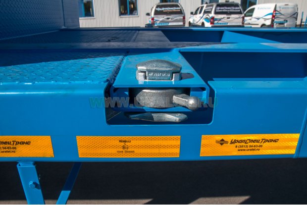 Контейнеровозные фитинги