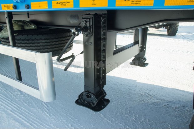 Опорное устройство