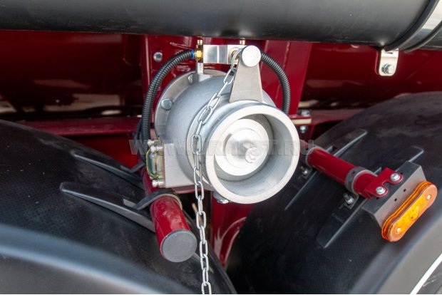 Клапан отвода паров и паровозврата