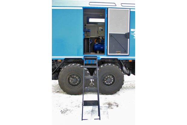 Автофургон с КМУ