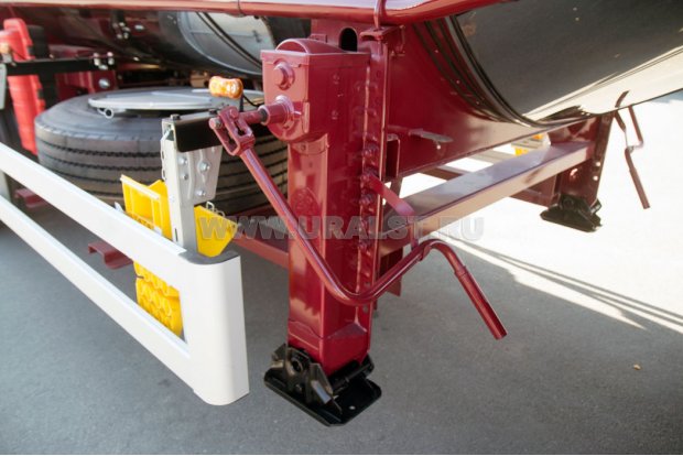 Стояночная опора