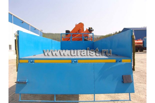 Бортовой автомобиль КамАЗ с КМУ-90.01