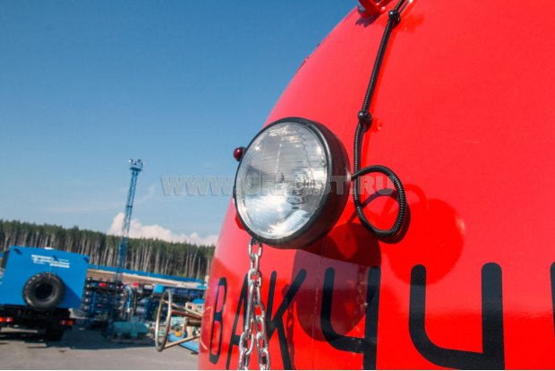 Фара-прожектор