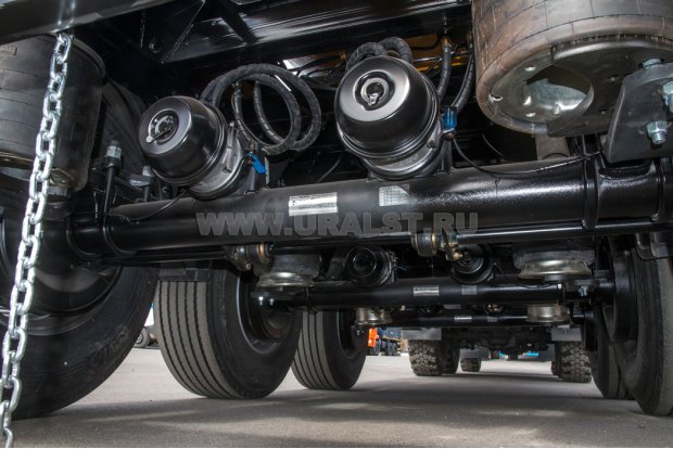 Подвеска полуприцепа кислотовоза